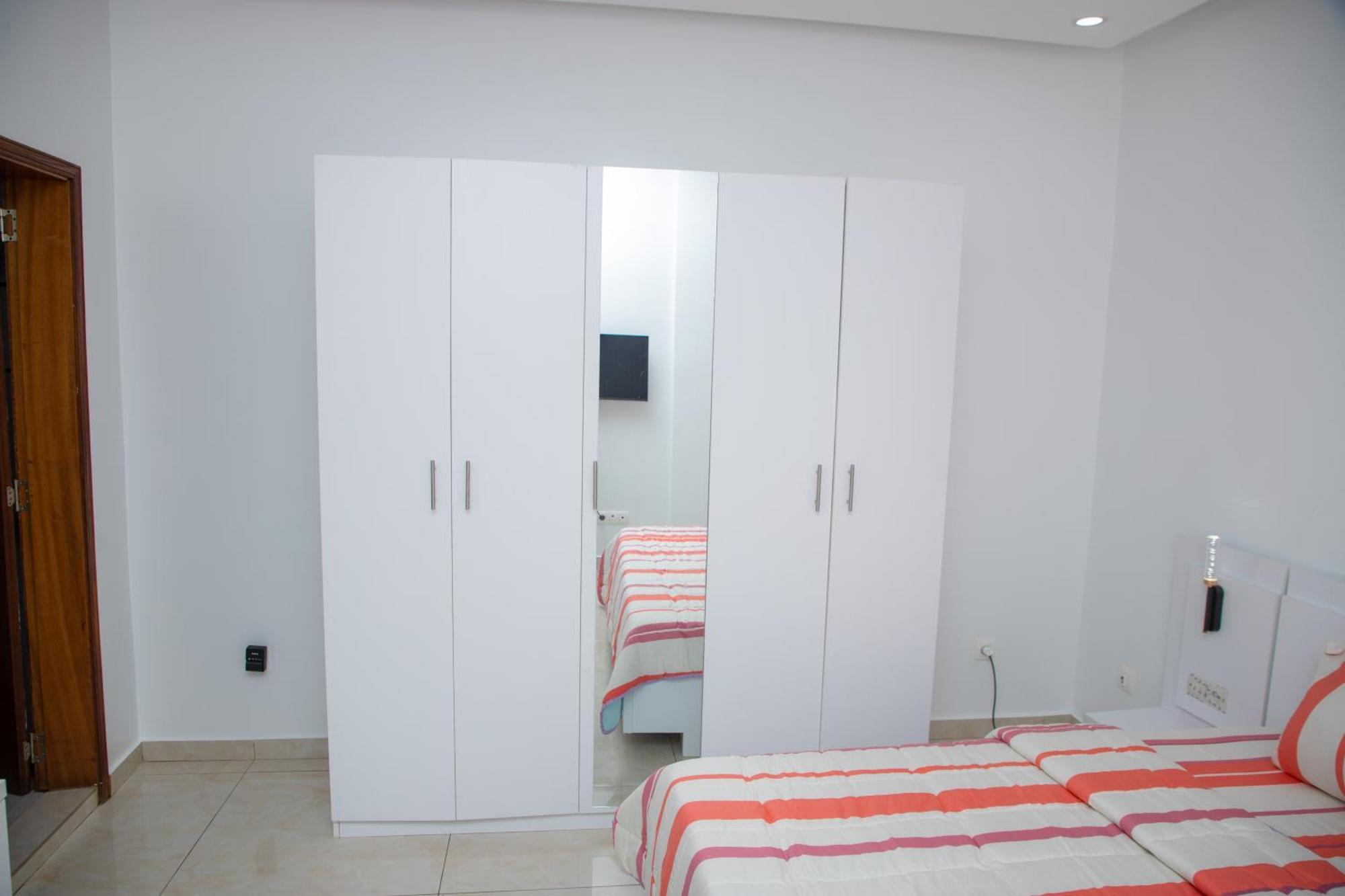 Residence Teranga Immo Luxe Residence Ndoumbe Sylla Dakar Esterno foto